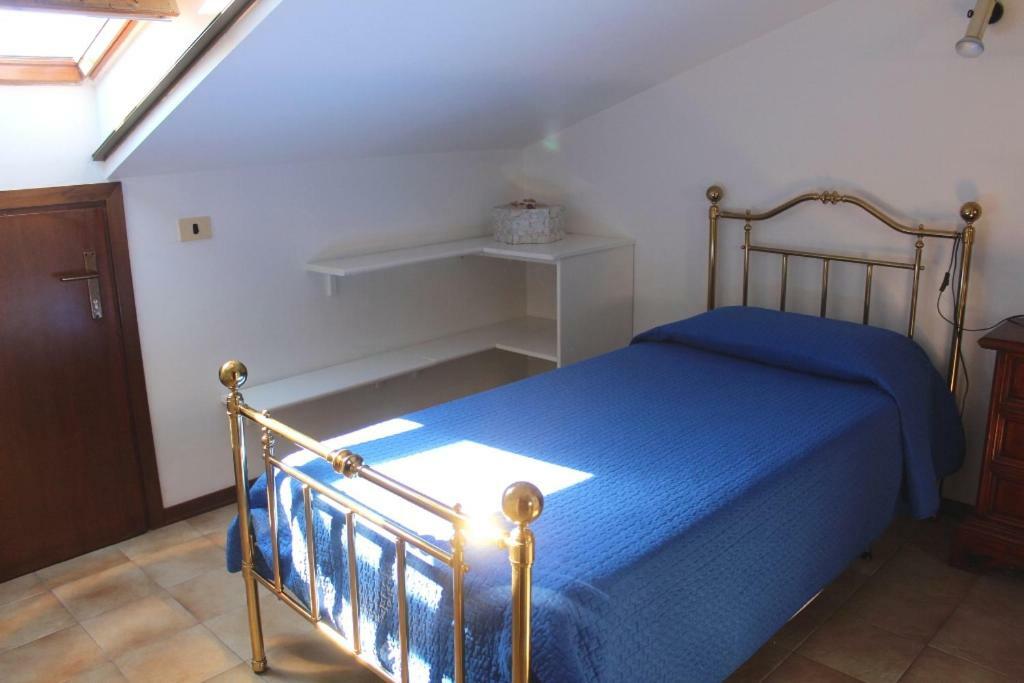 Apartamento Residenza Riviera Degli Olivi Torri Del Benaco Exterior foto