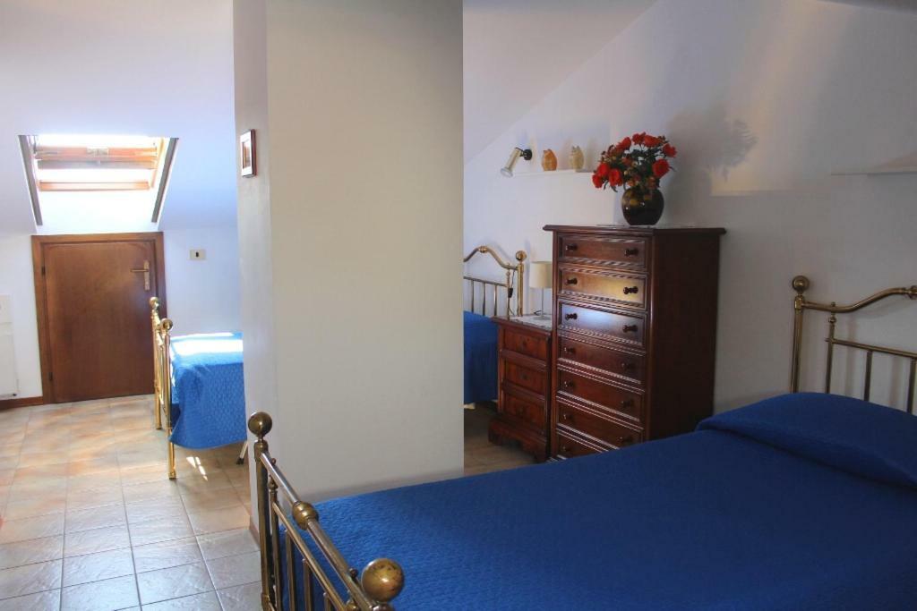Apartamento Residenza Riviera Degli Olivi Torri Del Benaco Exterior foto