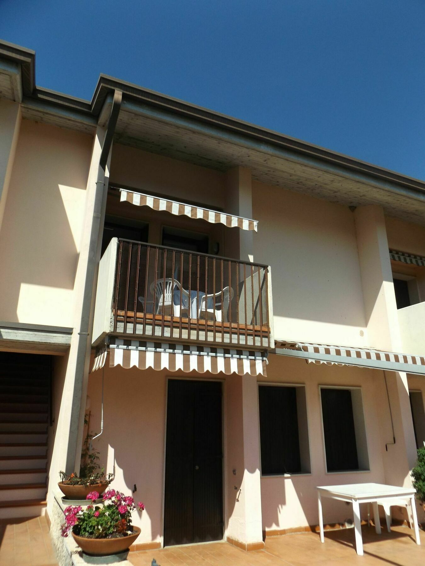 Apartamento Residenza Riviera Degli Olivi Torri Del Benaco Exterior foto